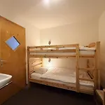 Beaulieu F 014 - Center 5 Pers Apartman *